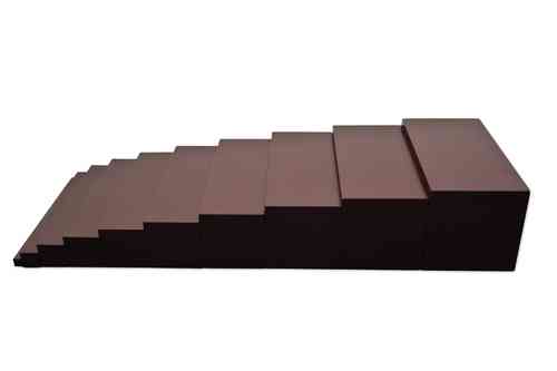 Escalier, couleur brun